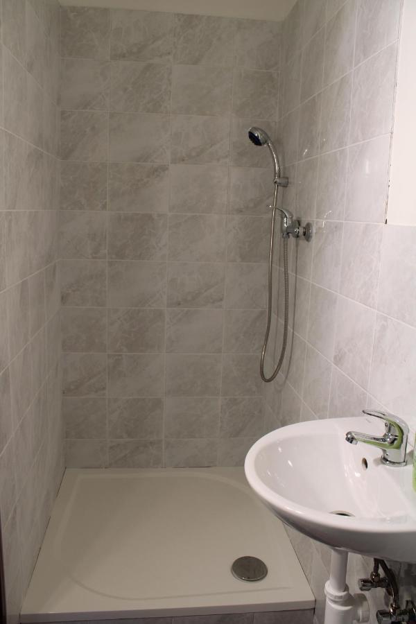 Dluhonska Apartments Prerov Luaran gambar